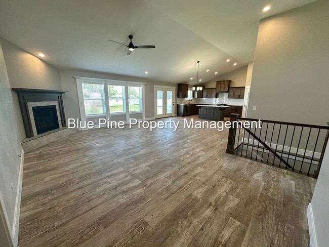 Building Photo - 679 Sterling Dr Rental