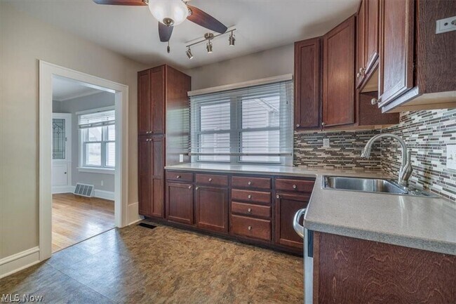 Photo - 3806 Liggett Dr