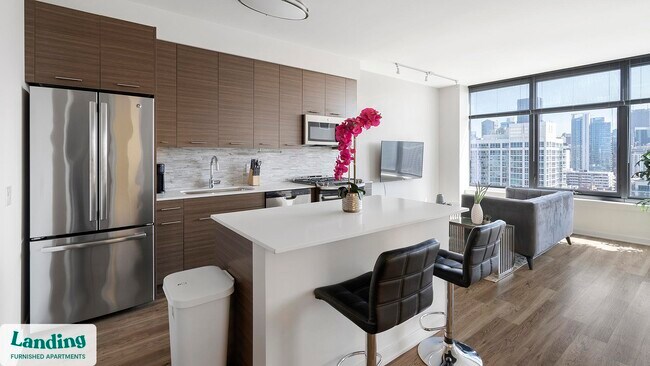 347 W Chestnut St Unit 2112