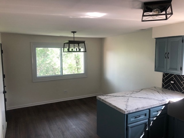 4821 Columbus Dr Unit 2