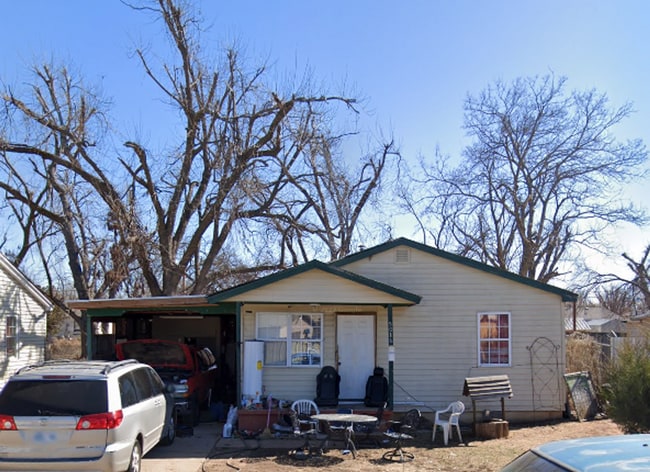 Building Photo - 5016 Drexel Ave