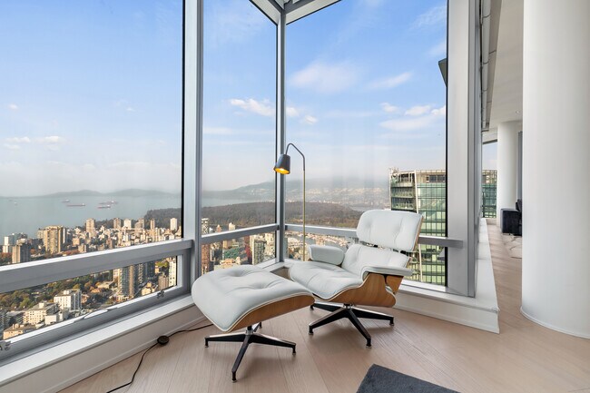 Photo - 1128-1128 W Georgia St