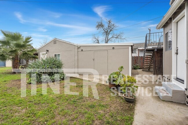 Photo - 1531 Virginia Ave Unidad B