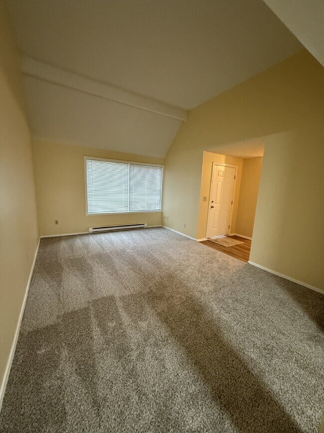Photo - Fairwood Area Condo Available Now! Unit S2