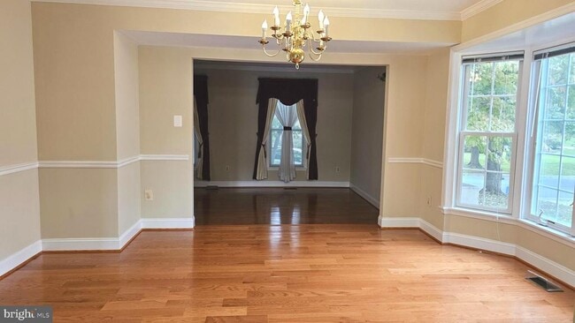 Photo - 10 Forest Brook Ct