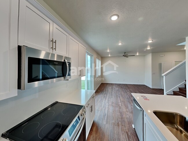 Photo - 3402 N Annabell St