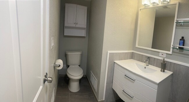 Photo - 9370 E Girard Ave