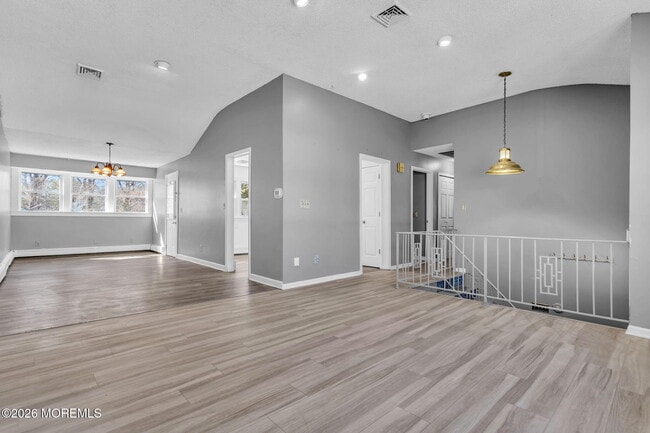 Photo - 1094 June Ct