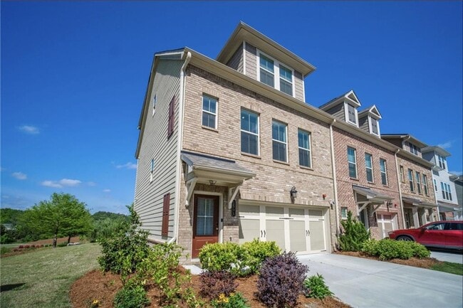 Building Photo - 1595 Ridgebrook Downs