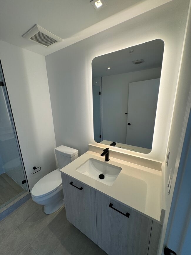 Photo - 52 NW 32nd St Unidad A1