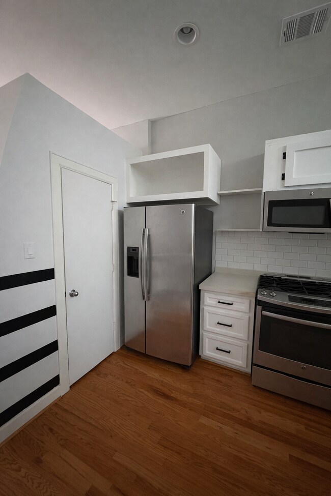 Photo - 5941 S Loop E