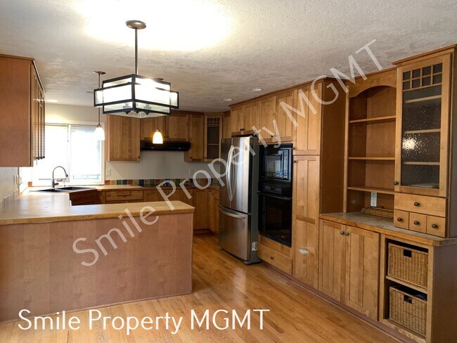 Photo - Spacious 5 bedrooms house in Beaverton