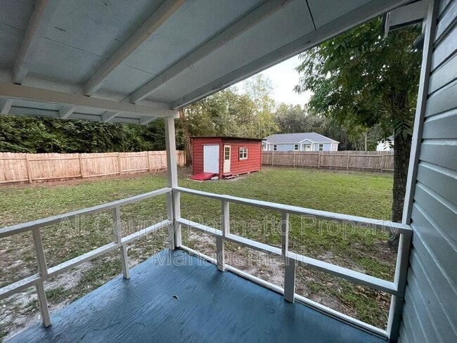 Photo - 223 S Lucas St