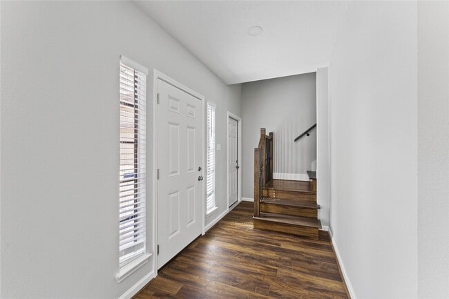 Photo - 4826 Brooklawn Dr