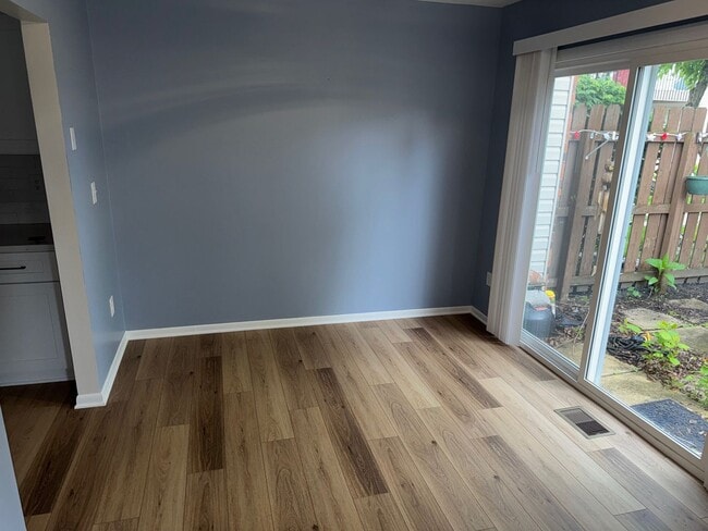 Photo - 1303 Lowland Ct