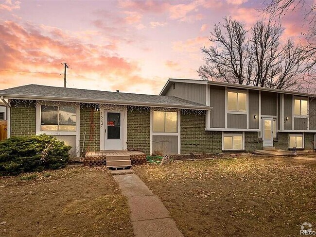 Building Photo - 1320 Youngfield St Rental
