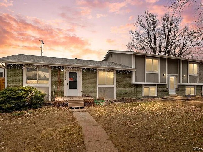 Building Photo - 1320 Youngfield St Rental