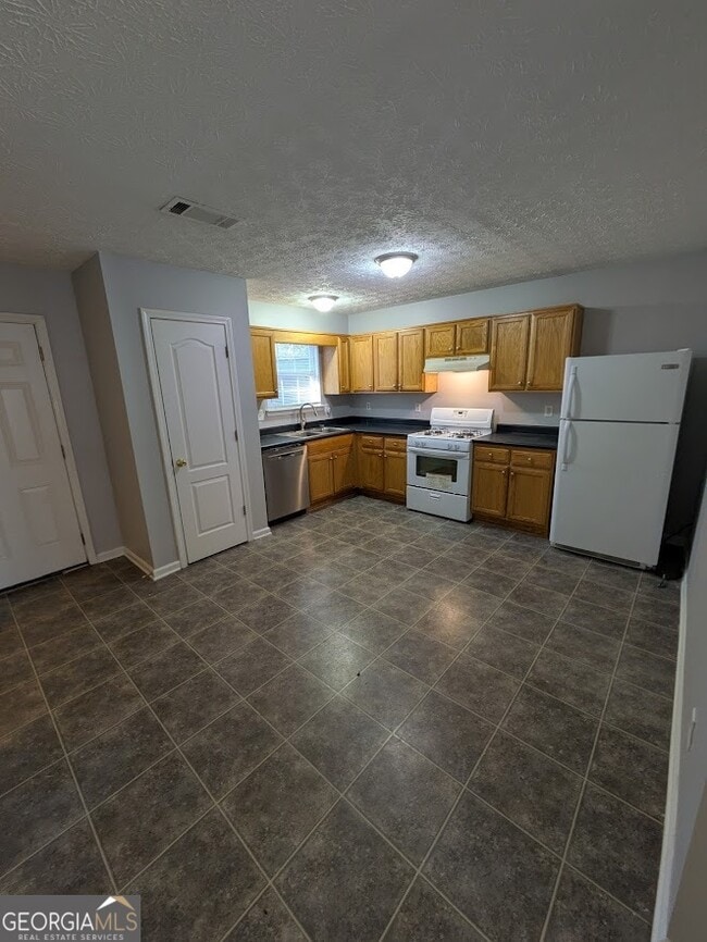 Photo - 2953 Fields Dr