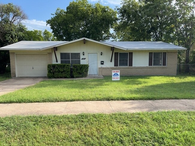 Building Photo - 1205 Kathey Dr Rental