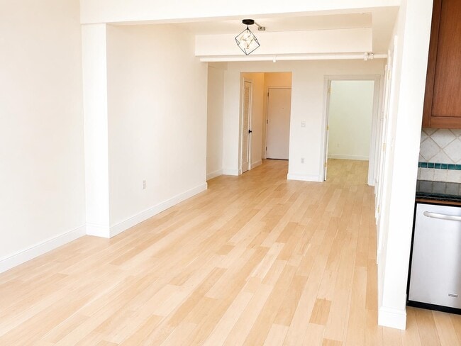 Photo - 300 Communipaw Ave Unit 302