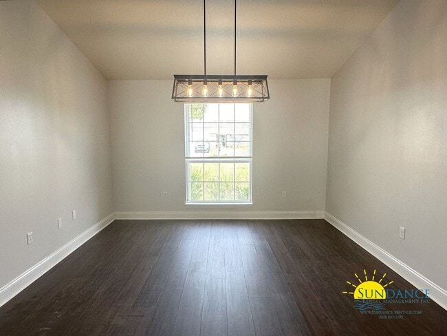 Photo - Gorgeous 3 Bedroom Home in Navarre