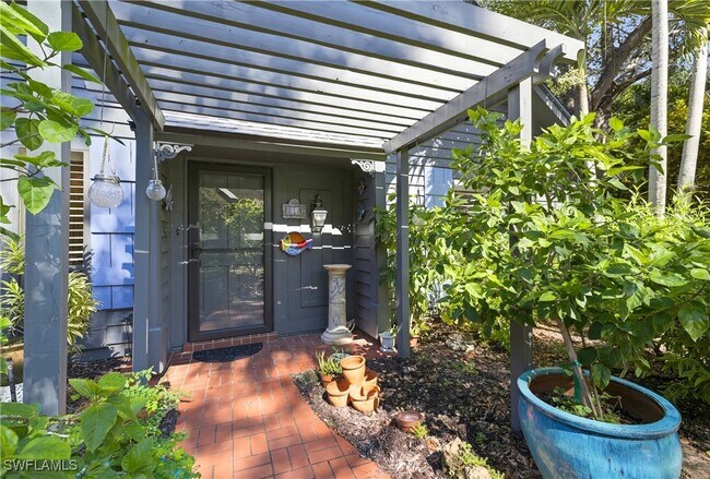 Photo - 1251 Solana Rd Unidad G4