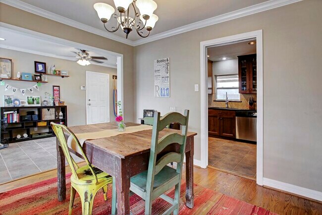 Photo - 1010 Bay Oaks Rd
