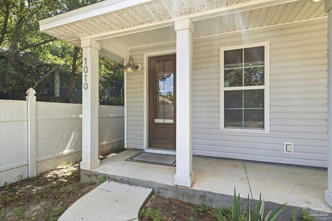 Photo - 1010 N D St