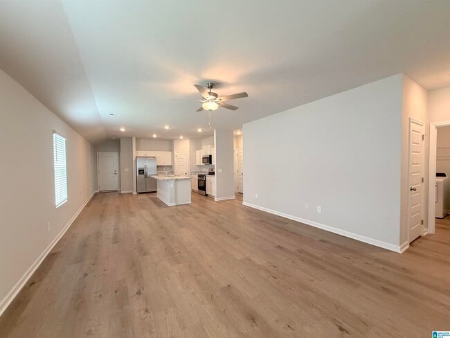 Photo - 155 CHALLENGER Way