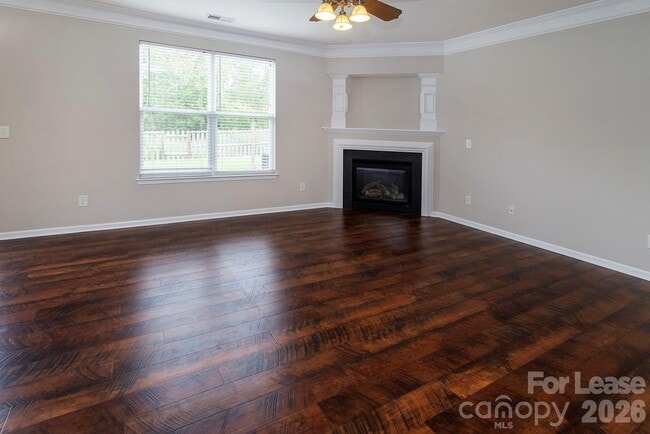 Photo - 6749 Sequoia Hills Dr