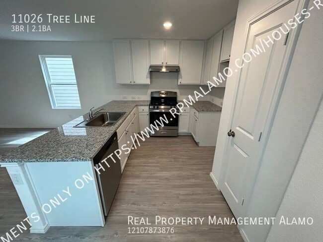 Photo - 11026 Tree Line