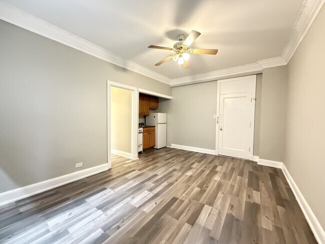 Photo - 3824 N Fremont St Unit 803