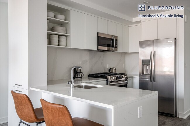 949 1st St SE Unit SI FL12-ID706