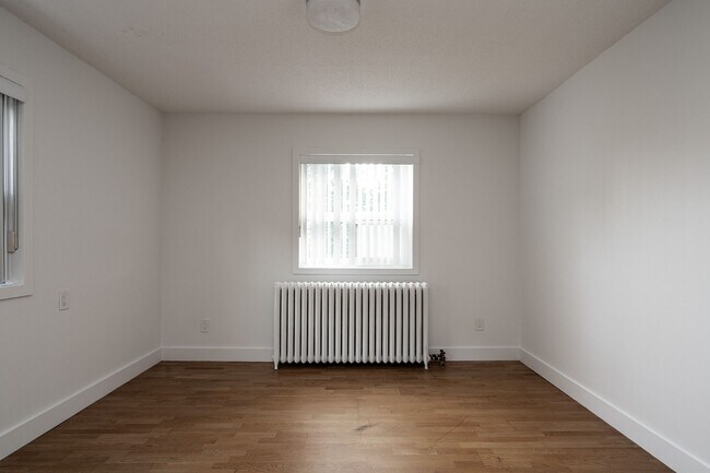 Photo - 56 Maitland Street Unit 402