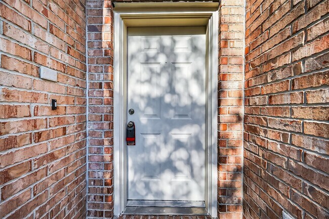 Photo - 7410 Cypress Bluff Dr