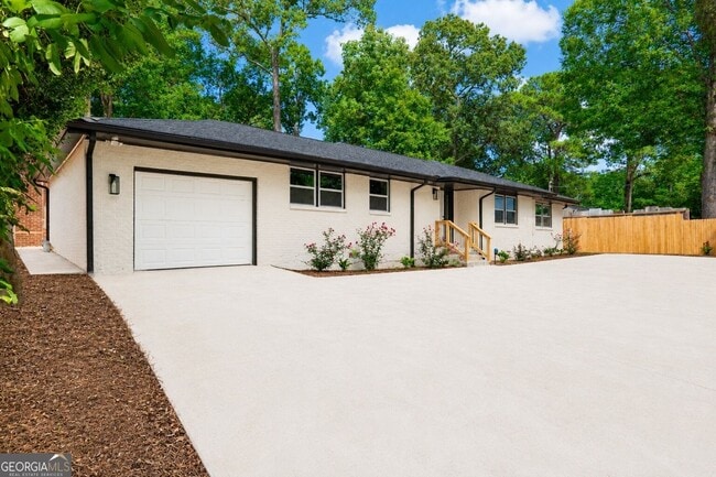 Photo - 3154 N Druid Hills Rd