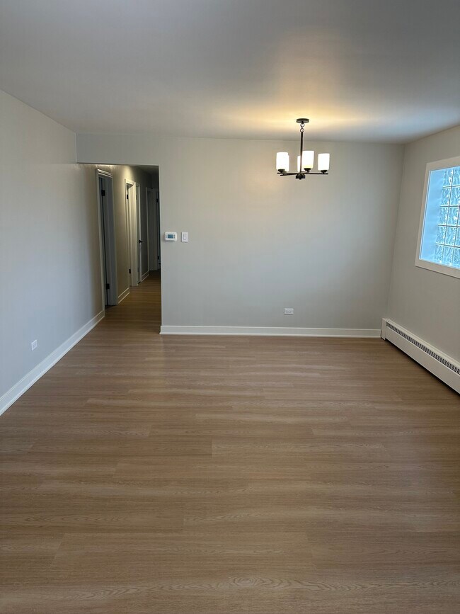 4624 N Central Ave Unit 2