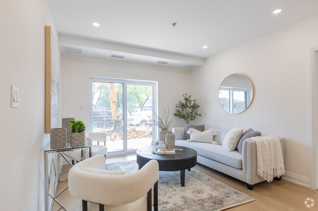 Building Photo - Banwell Court