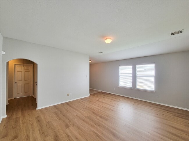 Photo - 7438 Fox Knoll Ln