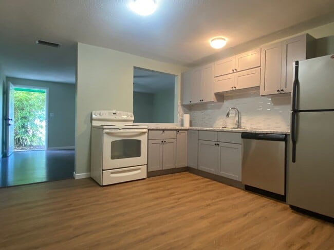 Photo - Updated 2 bedroom in South Daytona