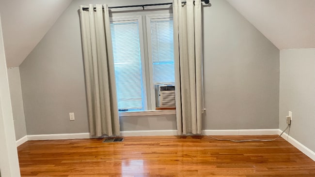 Photo - 18 Bradbury St