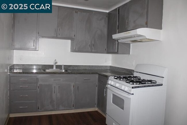 Photo - 2515 Manchester Ave Unit 2