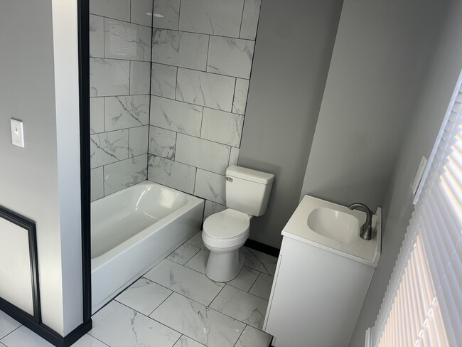 Photo - 706 Church St Unidad 2