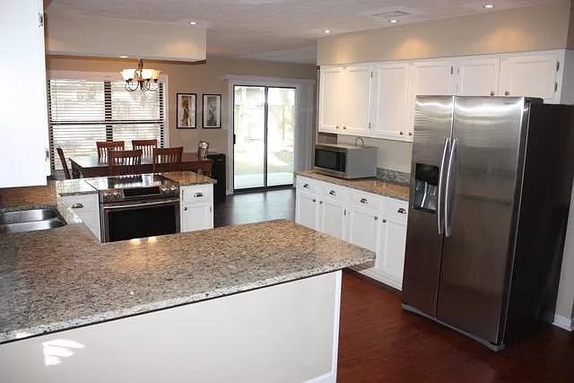 Photo - 518 Matthew St