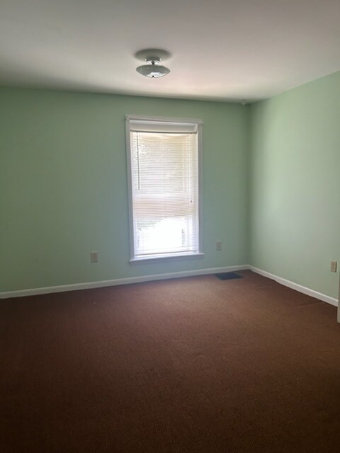 Photo - 127 Wilbur St