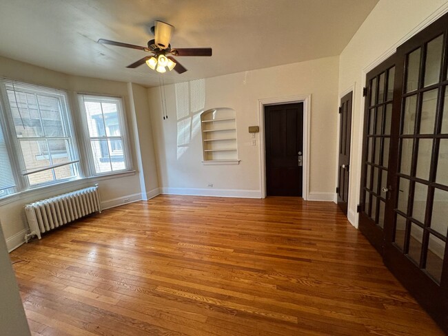 Photo - 636 N New St Unit 2