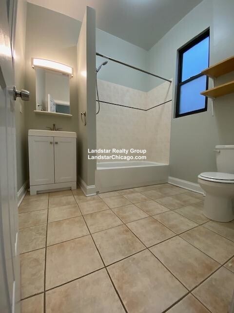 Photo - 3155 N Leavitt St Unit 2R