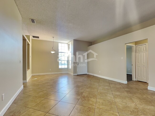 Photo - 1036 Bluejack Oak Dr