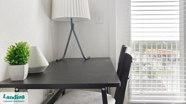 Photo - 12525 Tibbets Ln Unidad 1404