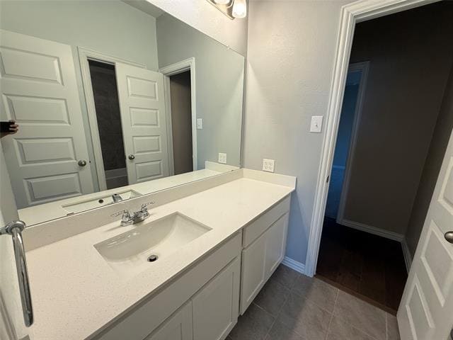Photo - 2576 Russell St